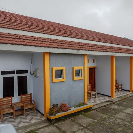 Reddoorz Near Candi Cetho Karanganyar Karanganyar  Extérieur photo